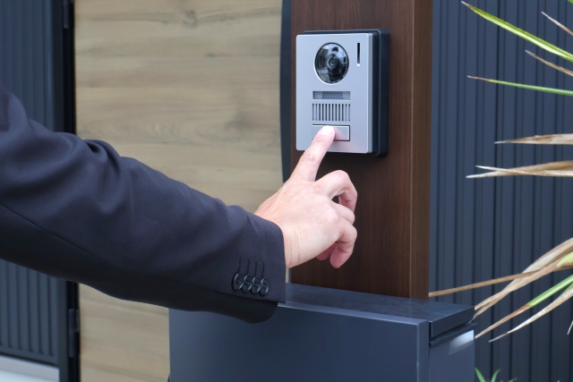 インターフォン