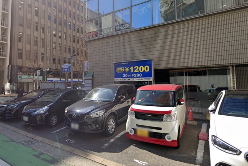 東京上野クリニック福岡医院　駐車場