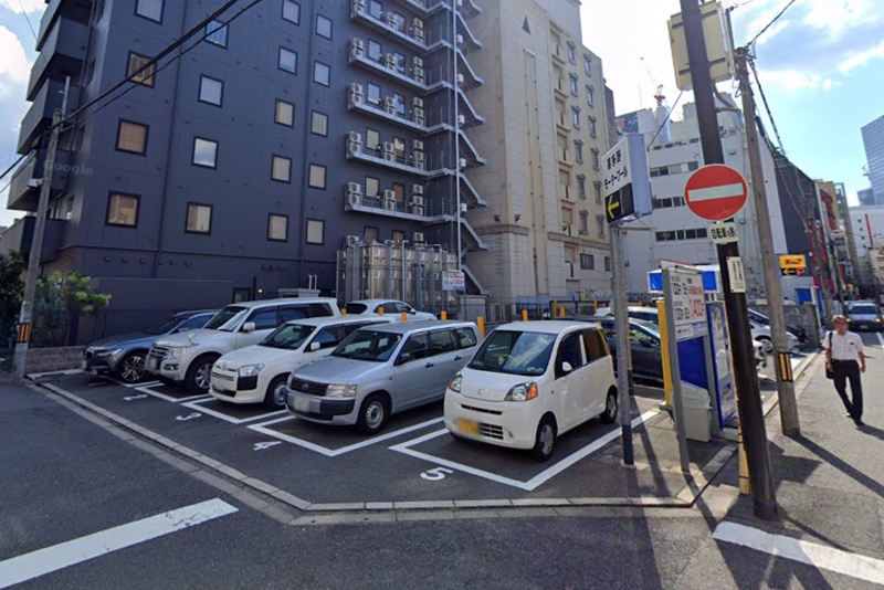 東京ノーストクリニック梅田　駐車場