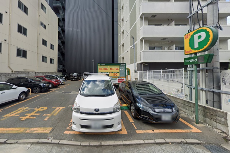 東京ノーストクリニック福岡院　駐車場