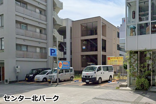 ピラティスKセンター北店の駐車場