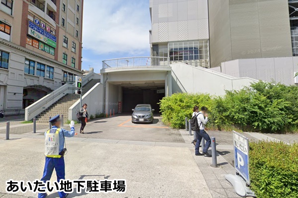 ピラティスKセンター北店の駐車場
