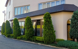 チョコザップホテル信濃路